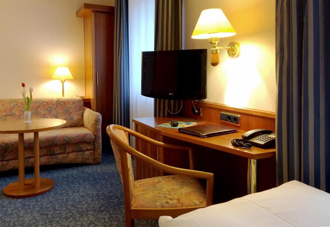 קלן Hotel Ilbertz Garni מראה חיצוני תמונה