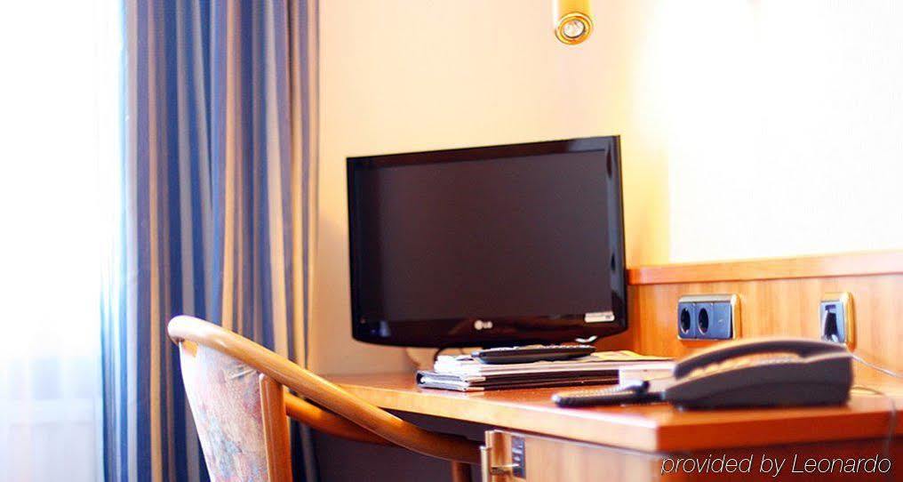 קלן Hotel Ilbertz Garni מראה חיצוני תמונה