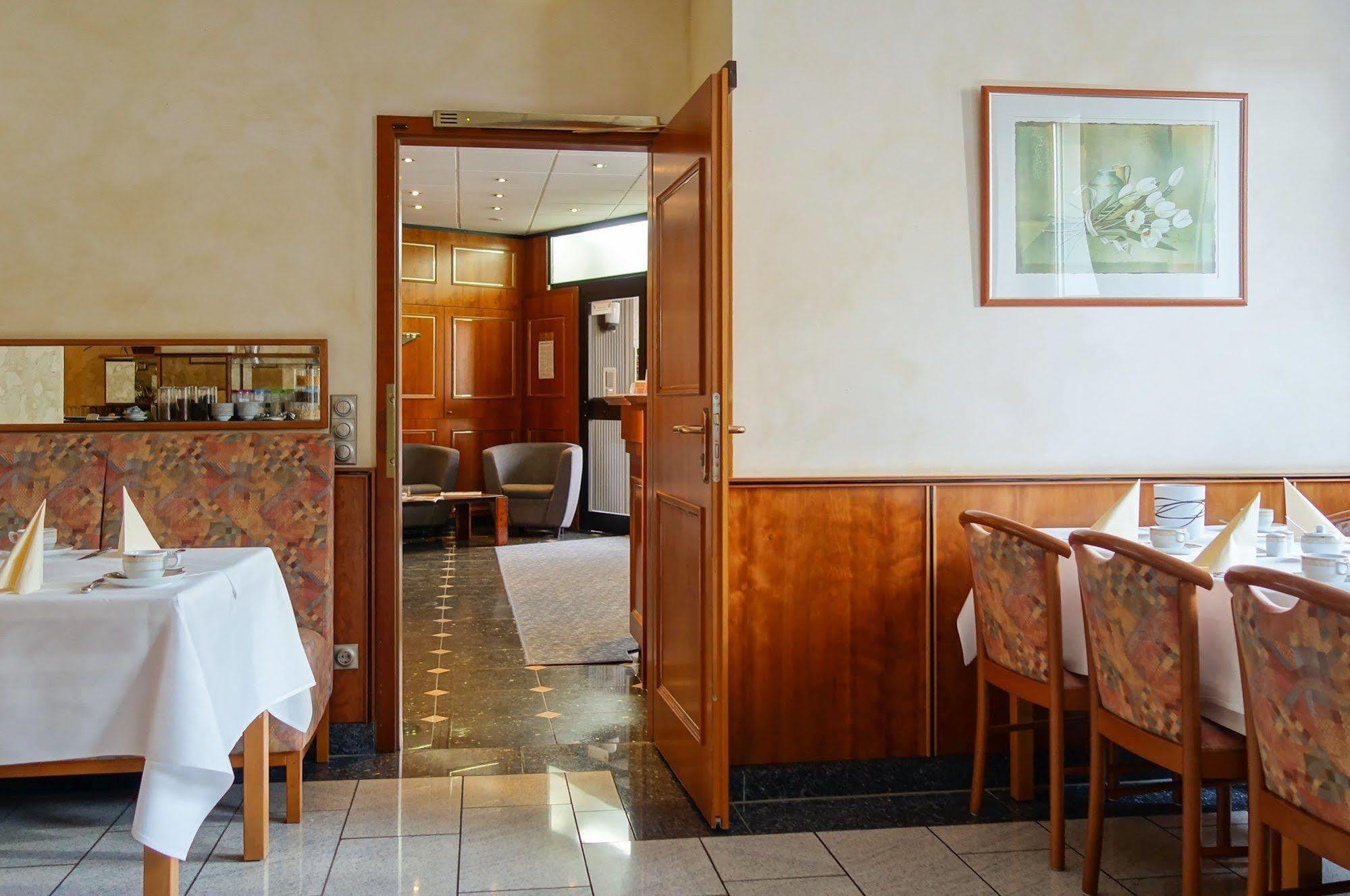 קלן Hotel Ilbertz Garni מראה חיצוני תמונה