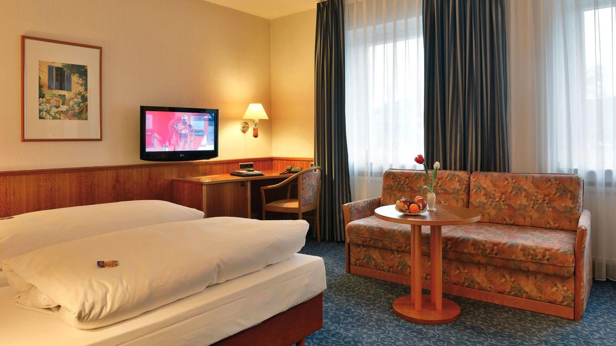 קלן Hotel Ilbertz Garni מראה חיצוני תמונה