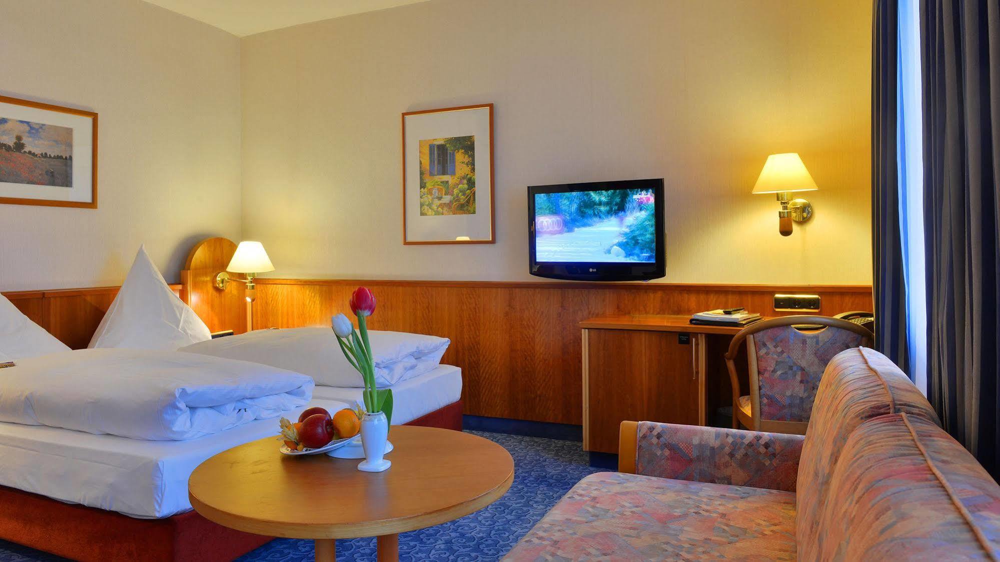 קלן Hotel Ilbertz Garni מראה חיצוני תמונה