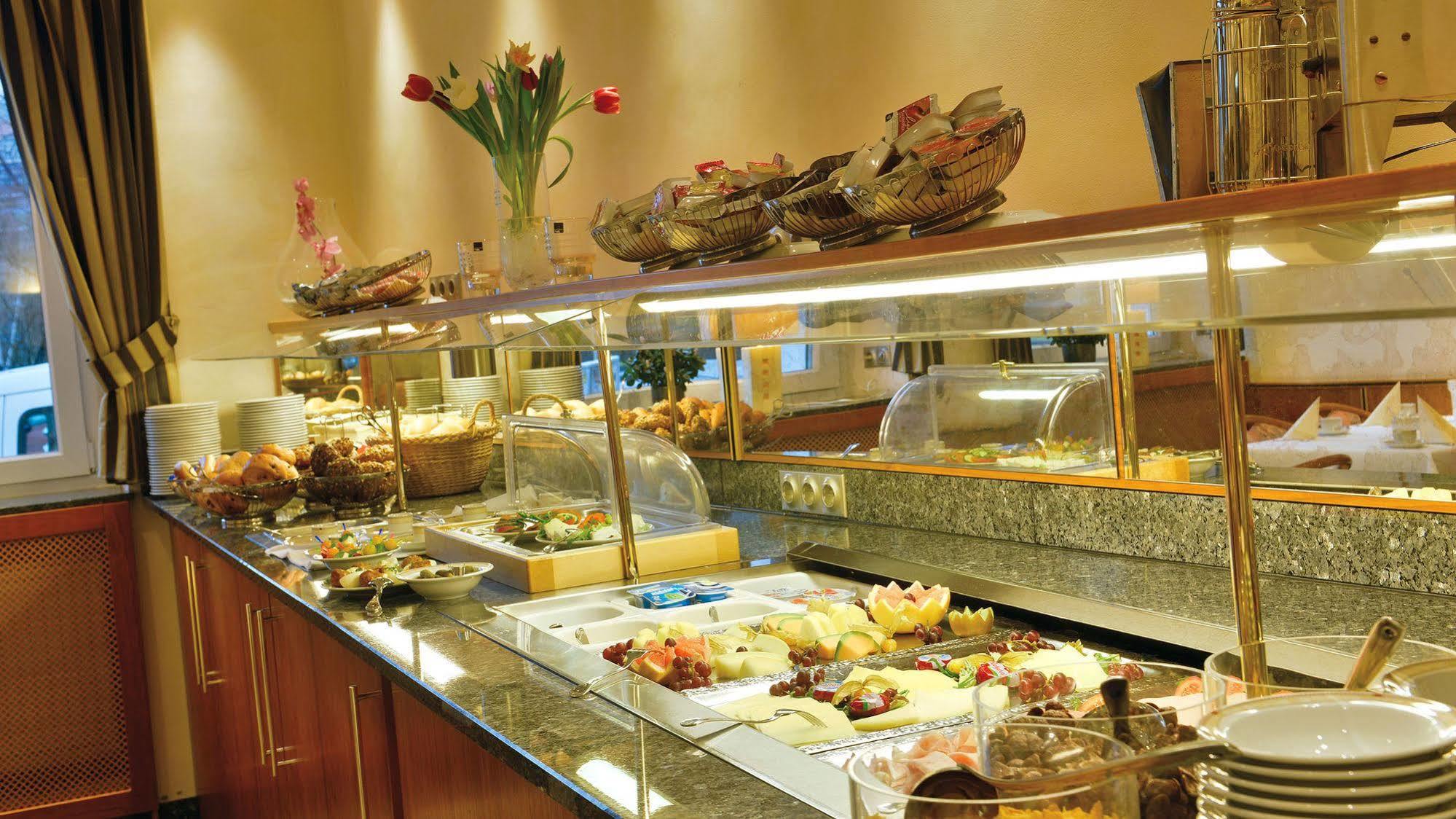 קלן Hotel Ilbertz Garni מראה חיצוני תמונה